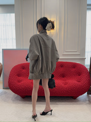 THE MANNEI - Snap-collar Bomber Jacket in Grey