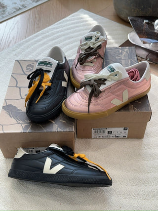 MAGLIANO X VEJA - Panenka Leather in Black