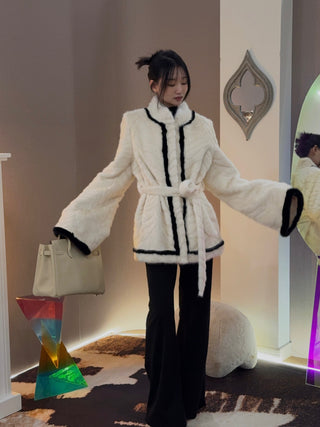 CARELLI - Lizzy Jacket in Off-White