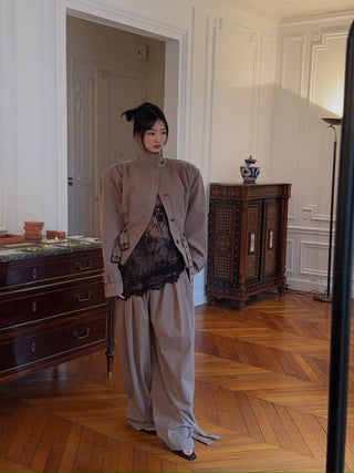 THE MANNEI - Tailored Jacket in Beige