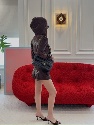 SPORTY & RICH X JUICY COUTURE - Juicy Script Velour Short in Chocolate