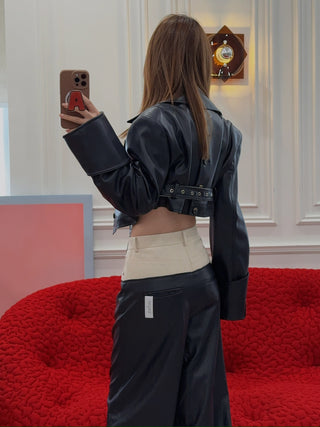 ROKH - Contrast Flat detailed Cropped Jacket
