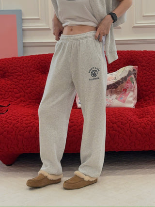Sporty & Rich - California Emblem Soft Sweatpant in Gray