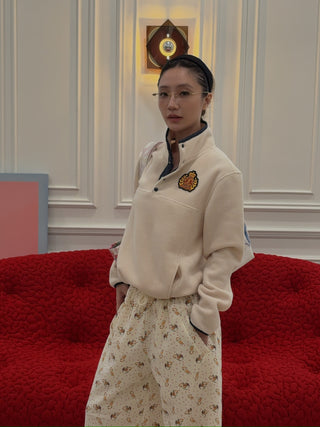 SPORTY & RICH - NY Crest Polar Sweatshirt in Cream
