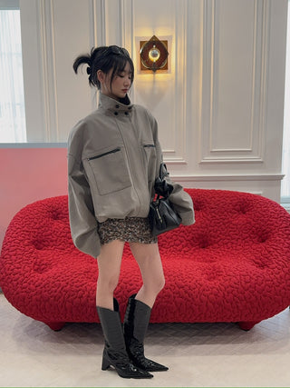 THE MANNEI - Snap-collar Bomber Jacket in Grey