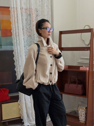 THE MANNEI - Bomber Jacket in Beige