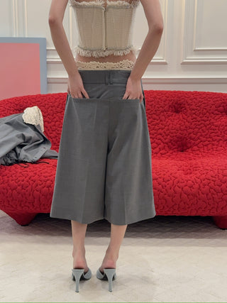 THE MANNEI - Wool Bermuda Shorts in Grey