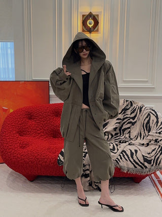 THE MANNEI - Cargo Trousers in Khaki