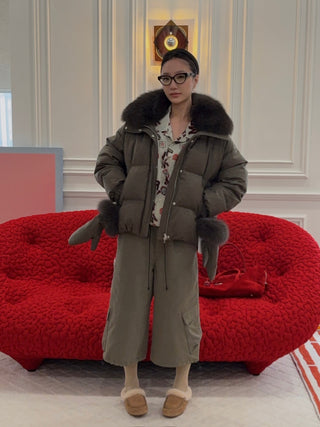 YVES SALOMON - Short down jacket with detachable fox fur collar and mittens