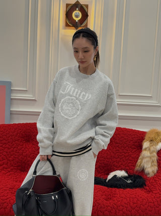 SPORTY & RICH X JUICY COUTURE - Juicy Emblem Crewneck in Heather Gray