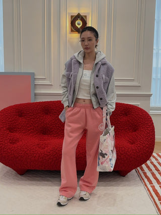 SPORTY & RICH - Juicy Emblem Wide Sweatpant in Rose