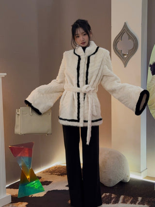 CARELLI - Lizzy Jacket in Off-White