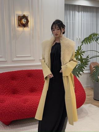 COMMON LEISURE YOU&ME TRENCHCOAT W/ SHEARLING LAPEL