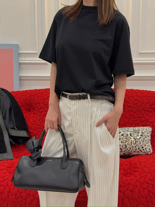 AYA MUSE - Boxy T-shirt in Black