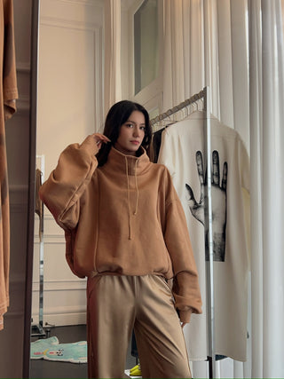 HED MAYNER HI NECK CROPPED SWEATSHIRT