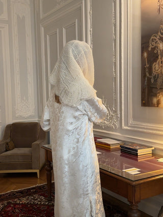 RXQUETTE - Dentelle Fine-Knit Scarf in Ivory