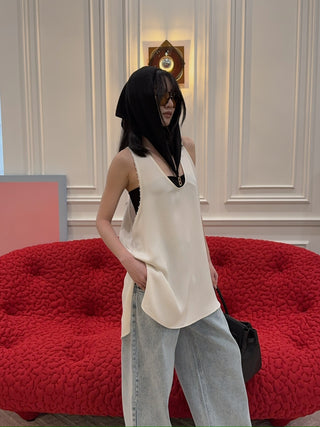 THE MANNEI - White Top in White