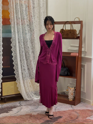 VAILLANT STUDIO FLAIRED SLEEVE BLOUSE WITH LACE DETAIL