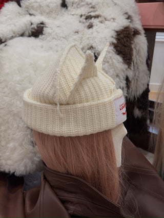 LOVERBOY - CHUNKY EARS BEANIE in Ecru
