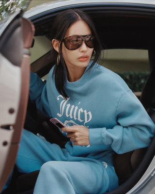 SPORTY & RICH - Juicy Emblem Crewneck in Sky Blue