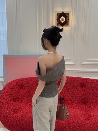 MAGDA BUTRYM - Petal wool top in grey