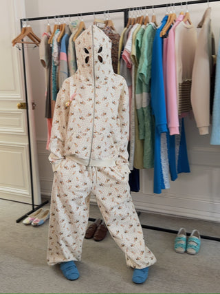 ASHLEY WILLIAMS - Joggers  in Peach Deer
