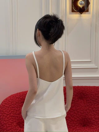 16ARLINGTON - Ivia Top in Crepe in White