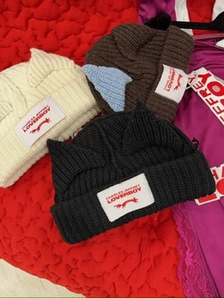 LOVERBOY - CHUNKY EARS BEANIE in Black