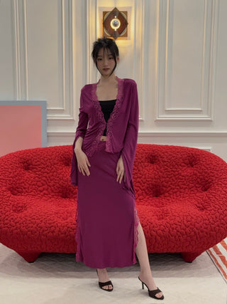 VAILLANT STUDIO FLAIRED SLEEVE BLOUSE WITH LACE DETAIL