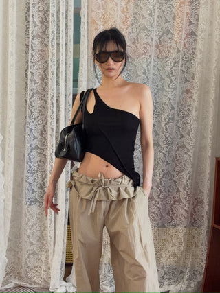 SAMI MIRO VINTAGE Asymmetric One Shoulder Tank in Black Rib