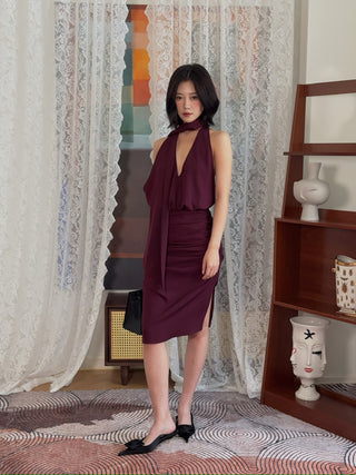 ROWEN ROSE - Jersey Short Dress with Plunging Neckline