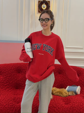 SPORTY & RICH - New York Ivy Crewneck in Ruby