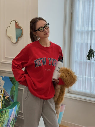 SPORTY & RICH - New York Ivy Crewneck in Ruby