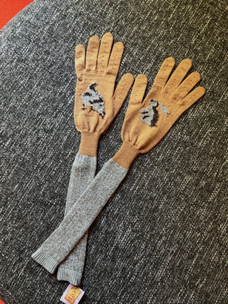 CORMIO LONG SLEEVE KNIT GLOVES