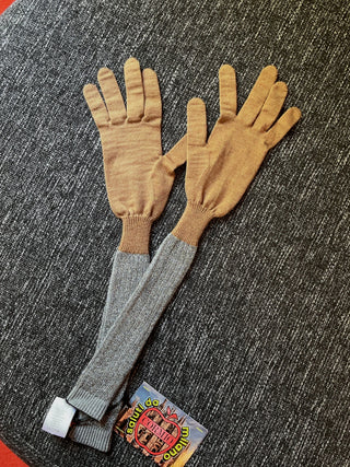 CORMIO LONG SLEEVE KNIT GLOVES