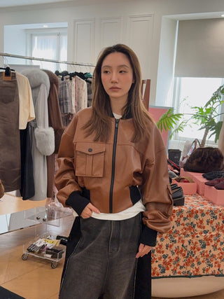 THE MANNEI LE MANS LEATHER SHORT BOMBER