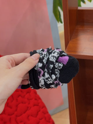 NATASHA ZINKO DAISY SOCKS