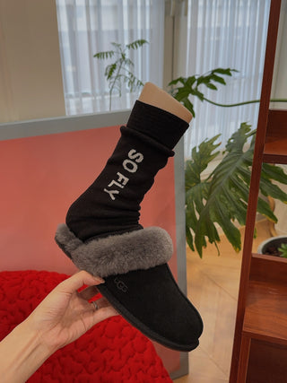 NATASHA ZINKO DUO SOCKS SO FLY