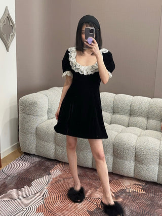 FOR LOVE & LEMONS - La Vie En Bow Velvet Mini Dress in Black