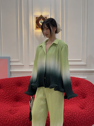 ROWEN ROSE - Pleated Long Sleeves Shirt in Green