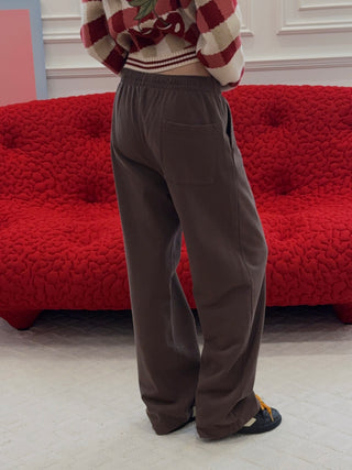 Sporty & Rich - NY Crest Embroidered Wide Sweatpant in Chocolate
