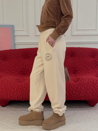 SPORTY & RICH - Riding Club Sweatpant in Cream